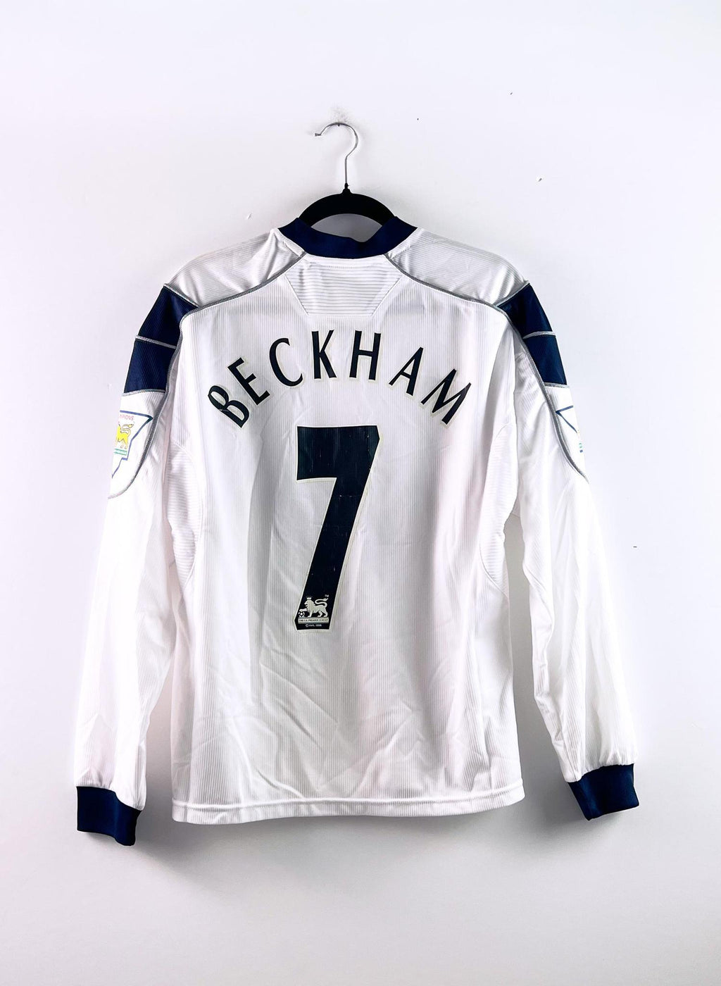 '00-01 Manchester United Home Away Kit - 'Beckham #7'