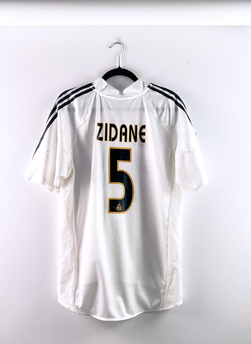 '01-02 Real Madrid Home Kit - 'Zidane #5'