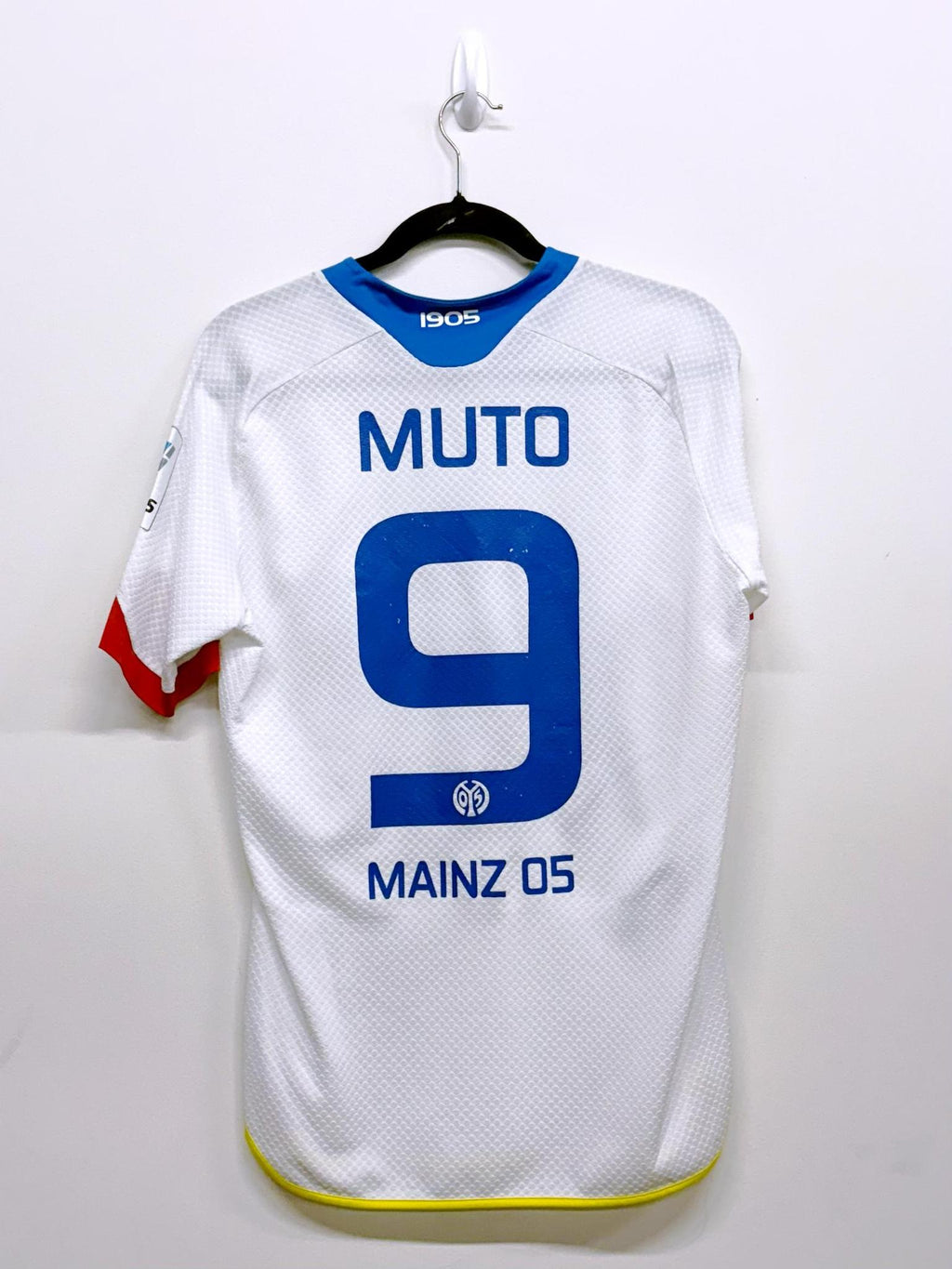 '15-16 1. FSV Mainz 05 Away Kit - 'Muto #9'