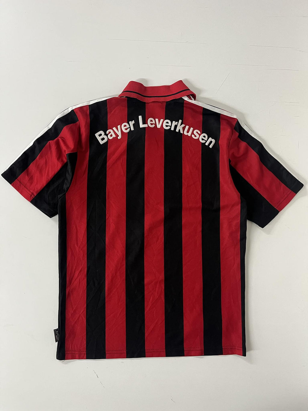 '01-02 Bayer Leverkusen Home Kit
