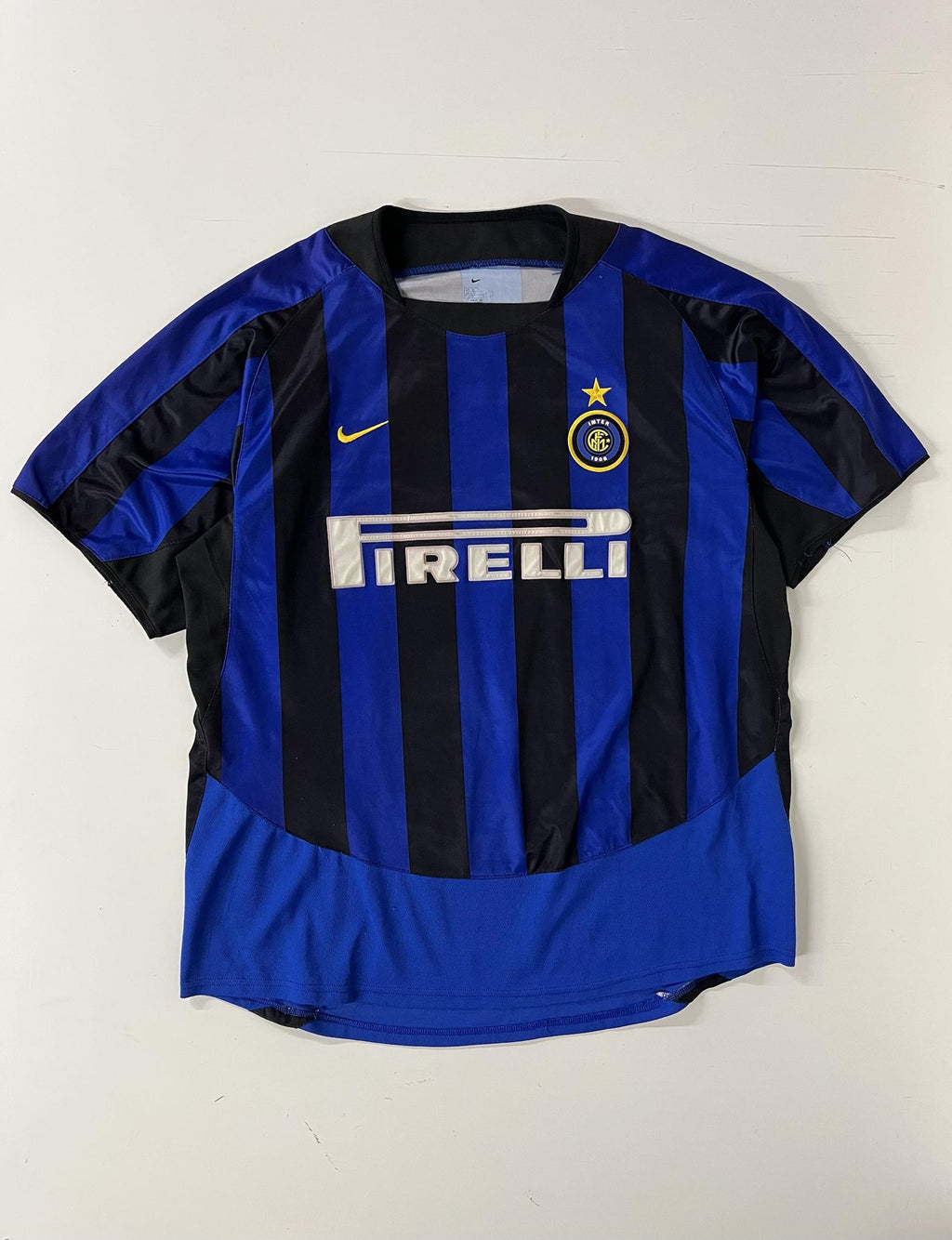 '02-03 FC Inter Milan Home Kit - 'Vieri #32'