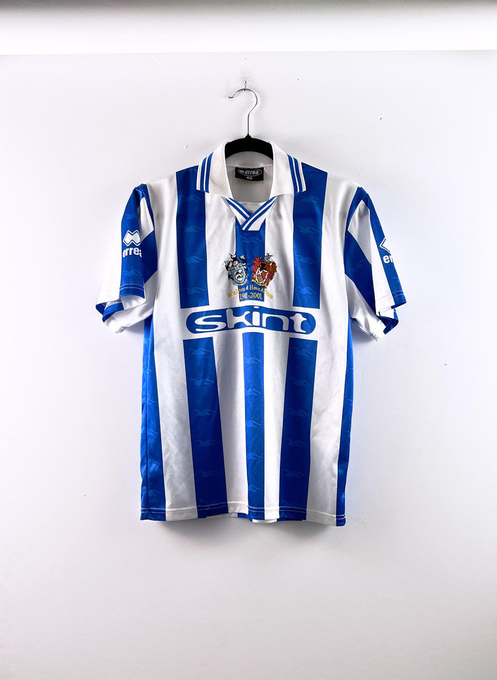 '00-01 Brighton & Hove Albion F.C. Home Kit