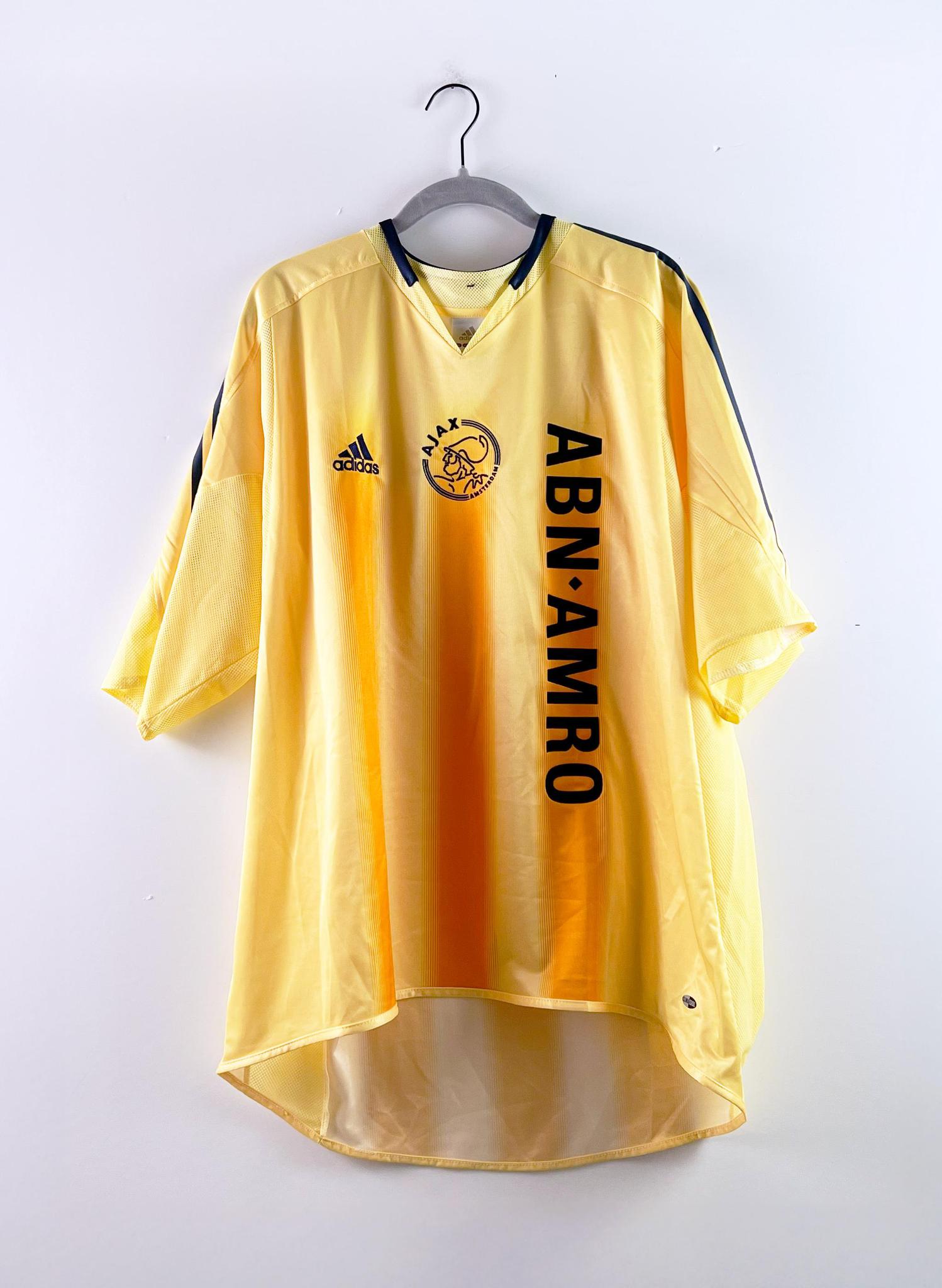 03-04 Ajax FC Away Kit – Chromatic