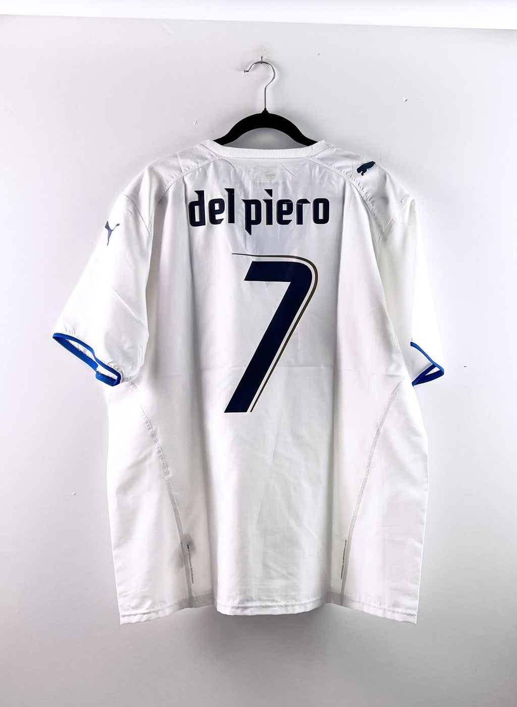 '06 Italy National Football Team Away Kit - 'Del Piero #7'