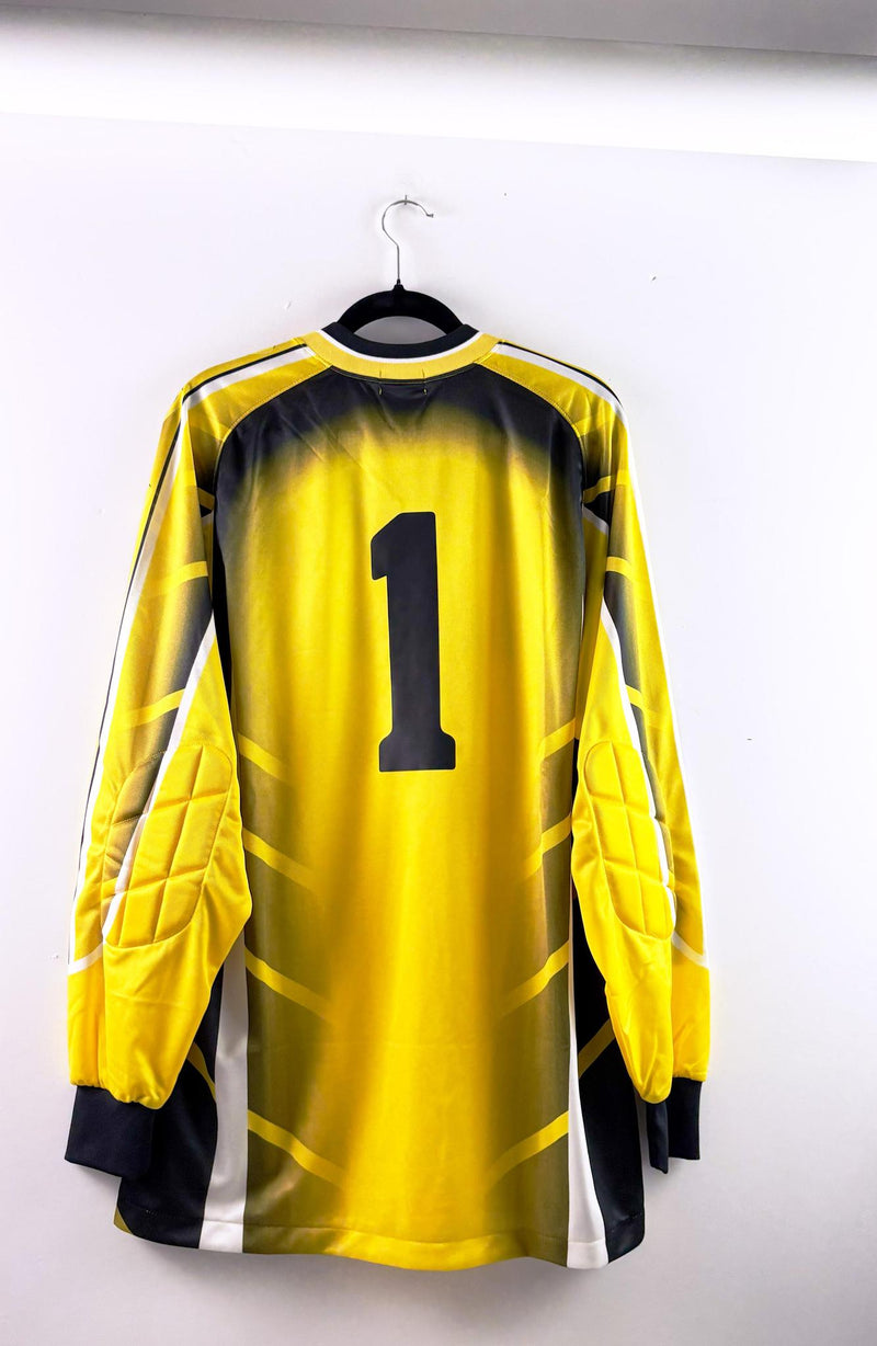 '03 Vissel Kobe Goalkeeper Kit - '#1'