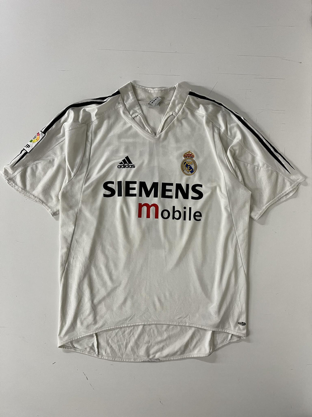 '02 Real Madrid Home Kit - 'Ronaldo #8'