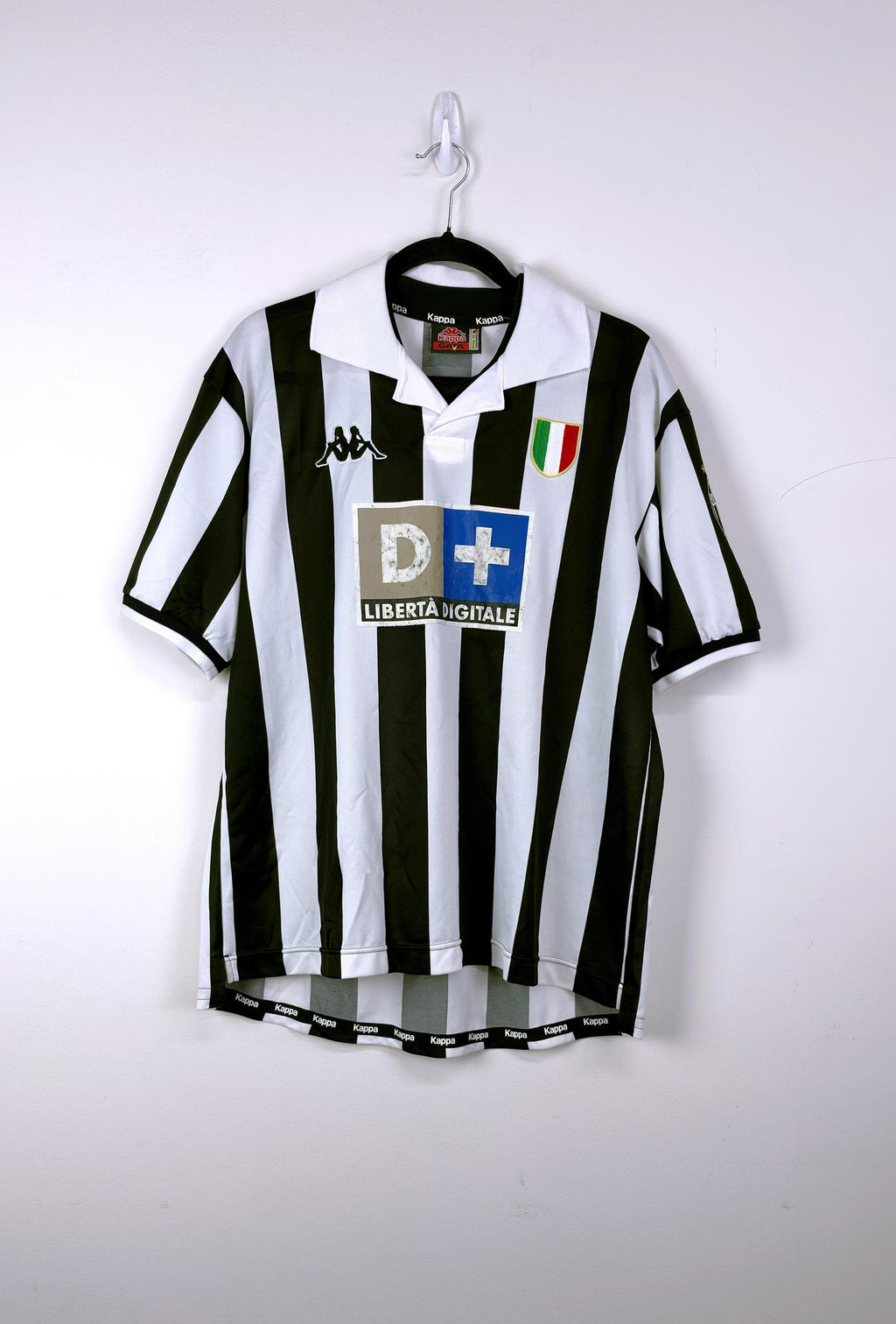 '98 Juventus Home Kit