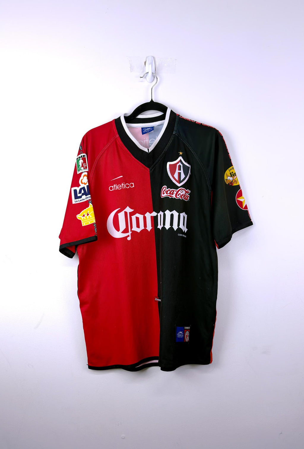 '01-02 Atlas F.C. Home Kit