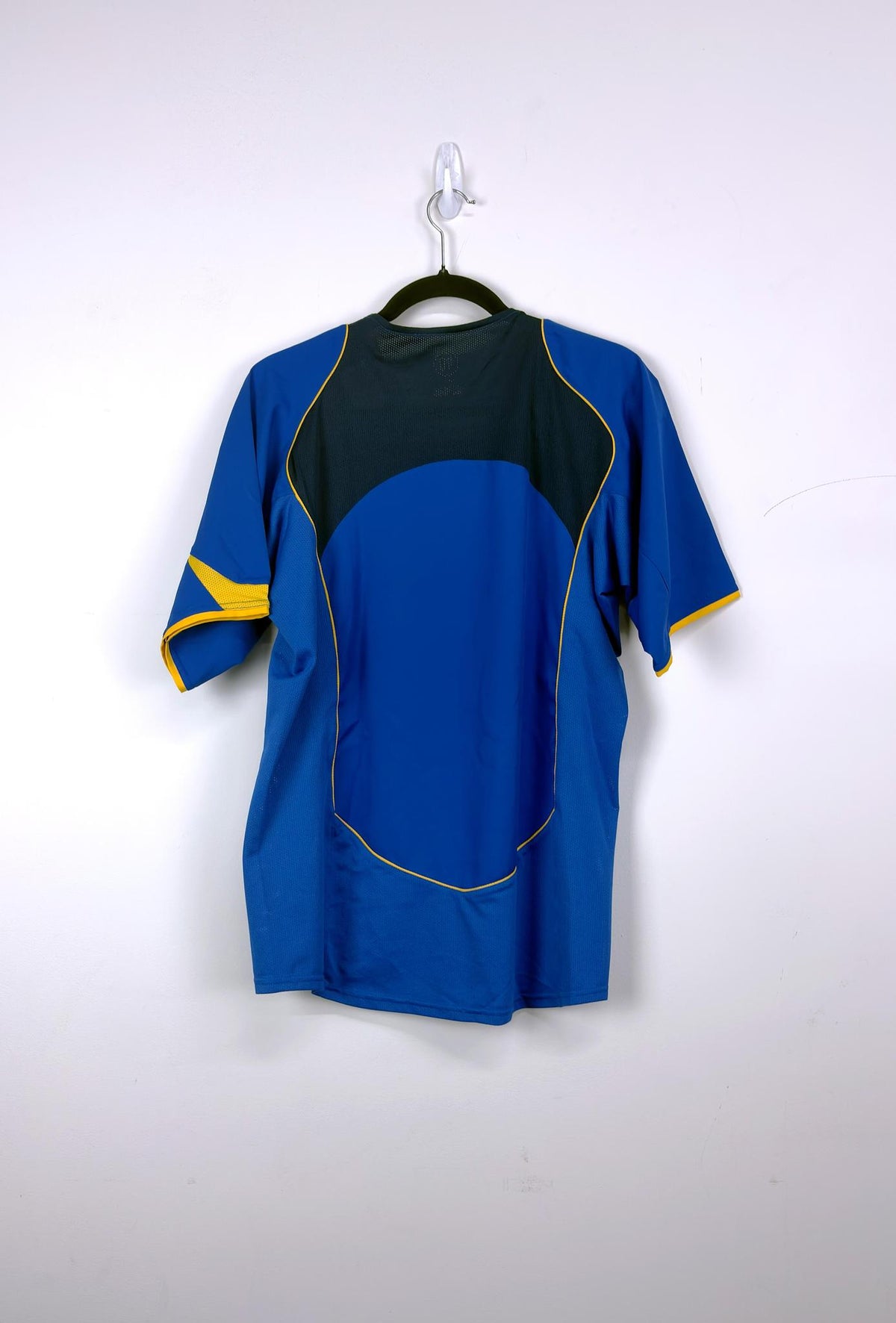 '02-04 Juventus Home Kit